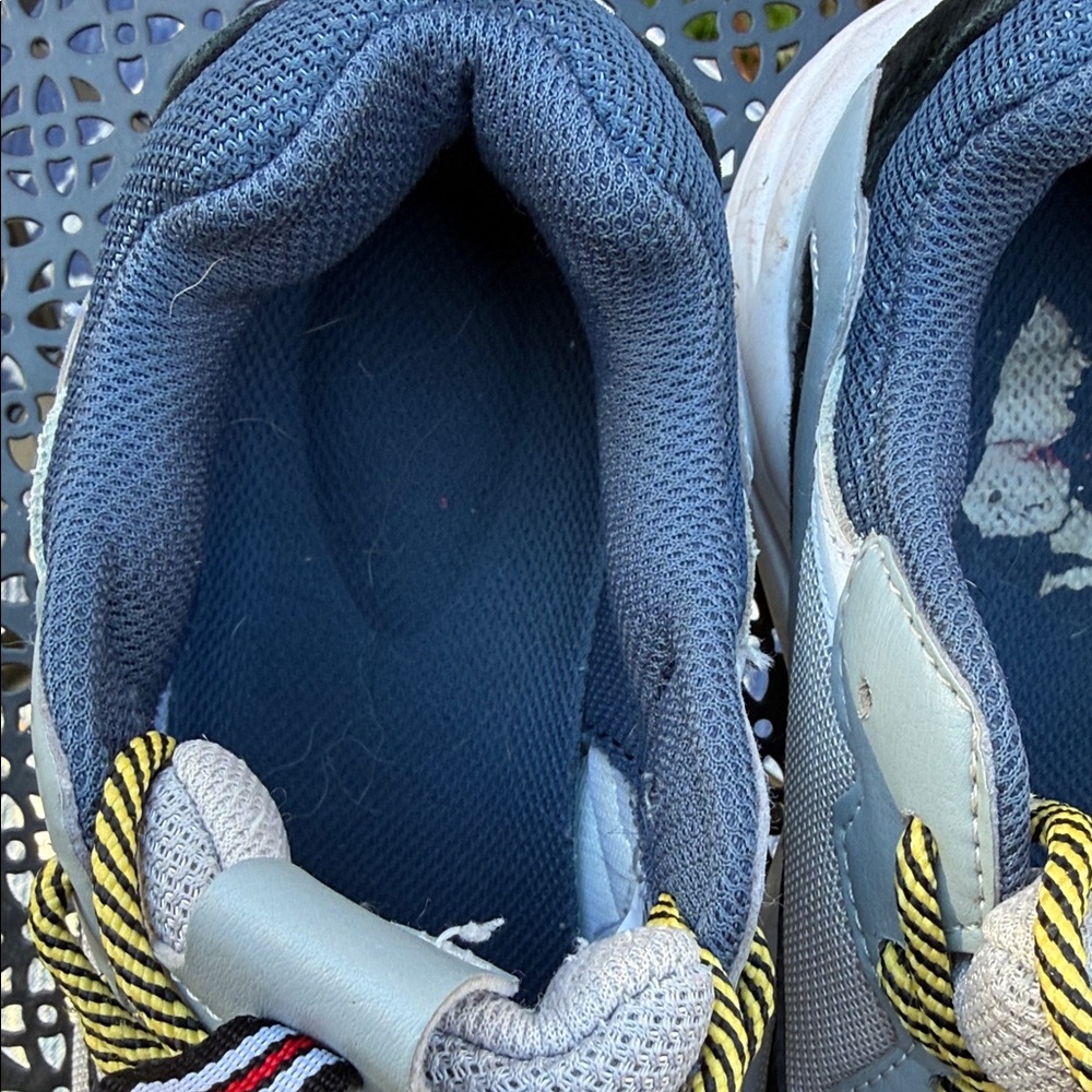 Fila Black and Gray Sneakers with Yellow Accents - Picture 3 of 11